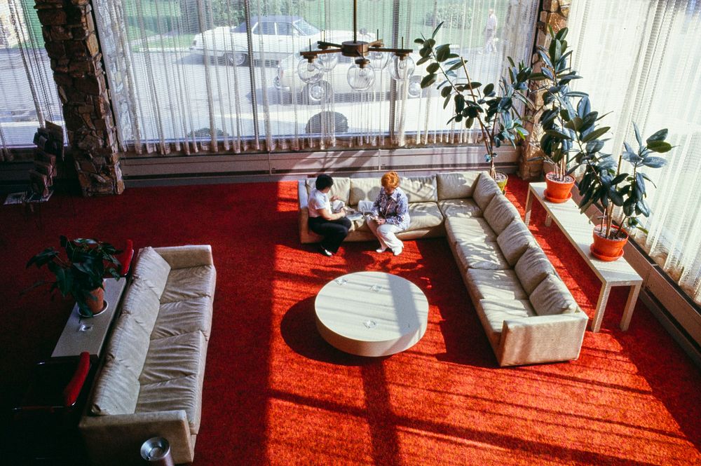 Stevensville, main lobby, Swan Lake, New York (1977) photography in high resolution by John Margolies. Original from the…