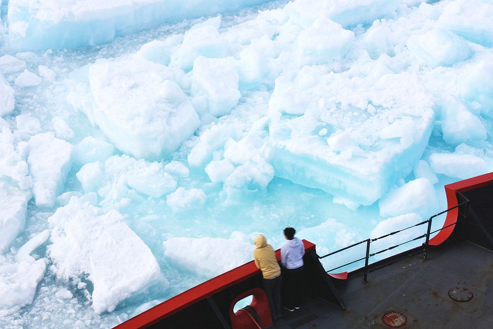 ICESCAPE scientists watched from the deck of the Healy as it cut a path through thick multiyear ice on July 6, 2011.…