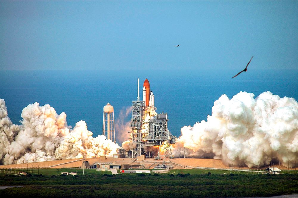 Space shuttle Endeavour lifts off from Launch Pad 39A at NASA's Kennedy Space Center in Florida, 8 Aug. 2007. Original from…