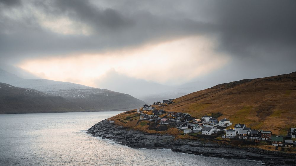 Winter desktop wallpaper background, Remote town in the Faroe islands