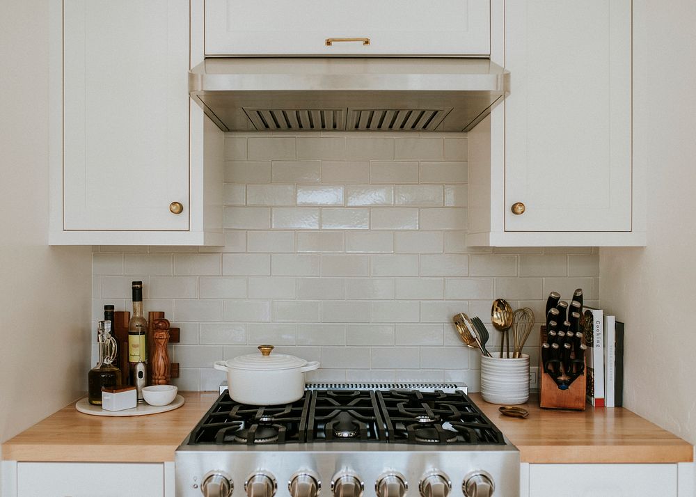 Modern black kitchen stovetop design