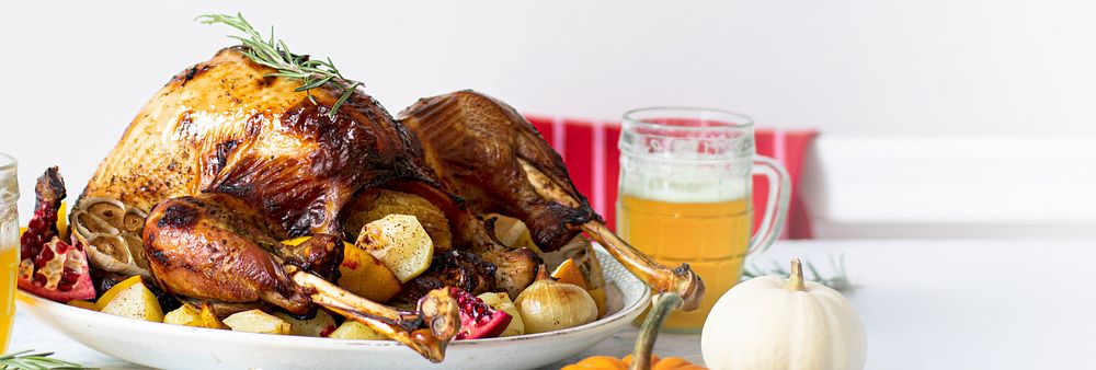 Fresh homemade thanksgiving roasted turkey | Premium Photo - rawpixel
