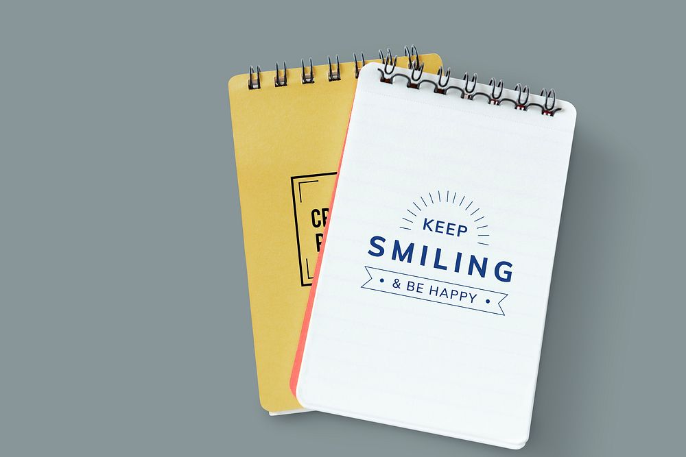 Badge On A Plain Notebook Mockup | Free Stock Psd Mockup   531808