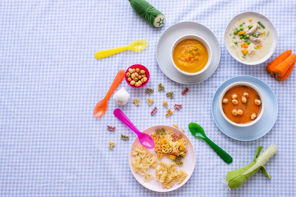 Healthy kids food background wallpaper, carrot soup and chicken soup
