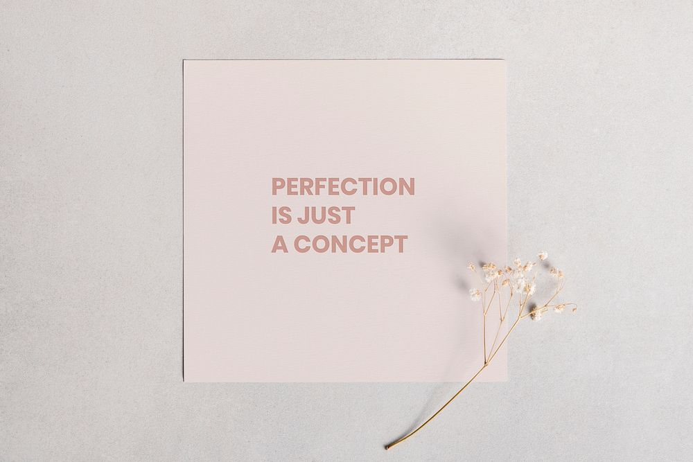 Pink card mockup psd, motivational quote