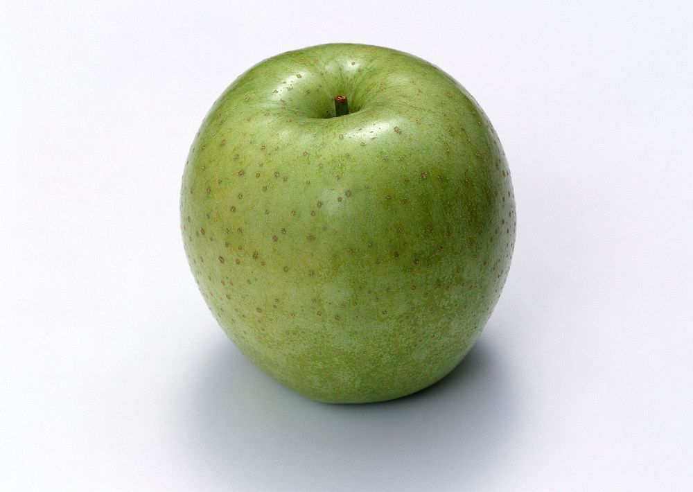 Free apple image, public domain fruit CC0 photo.