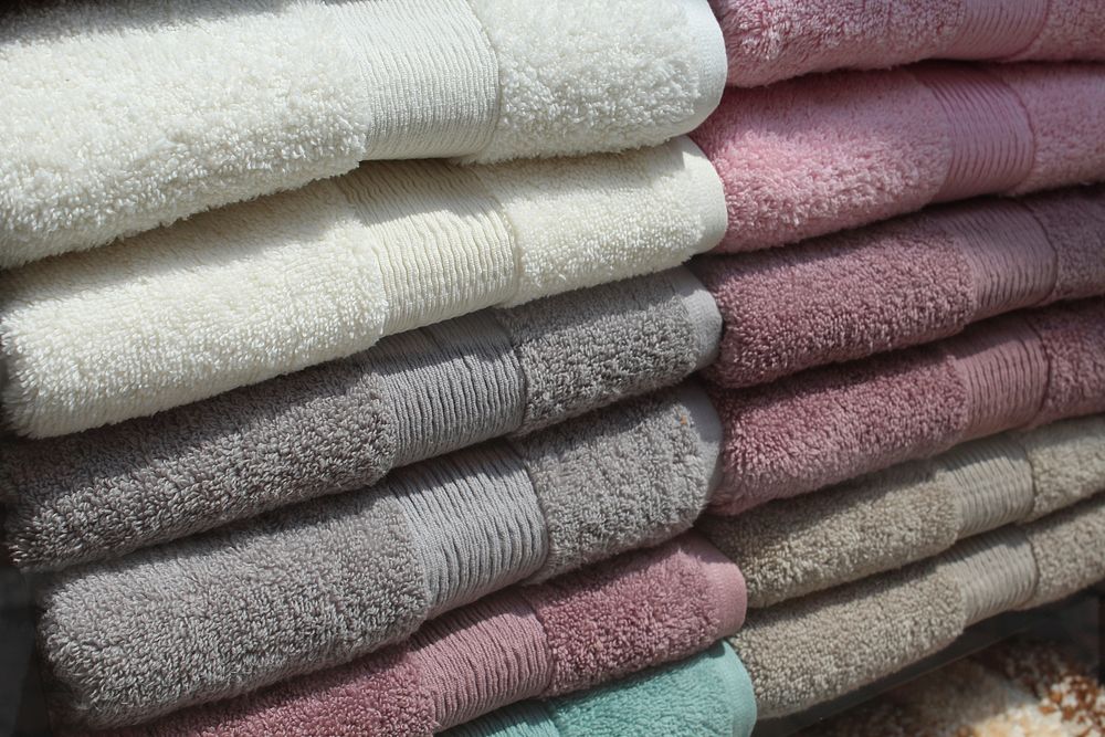 Bath towels. Free public domain CC0 photo.