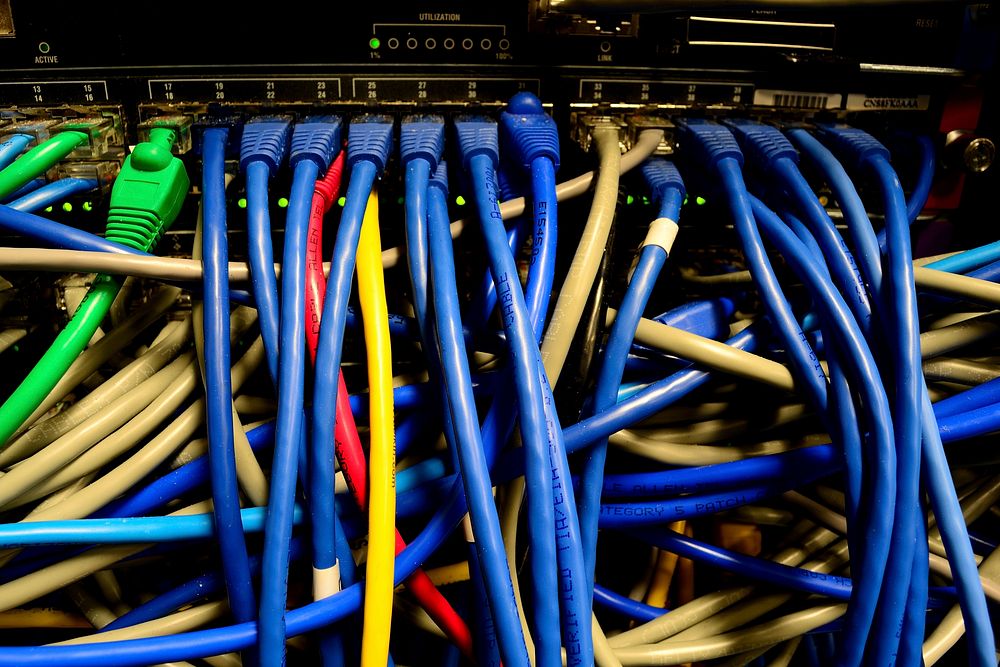 Free server network image, public domain CC0 photo.