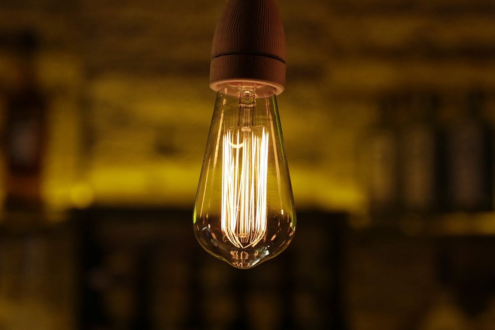 Ligh bulb. Free public domain CC0 photo.