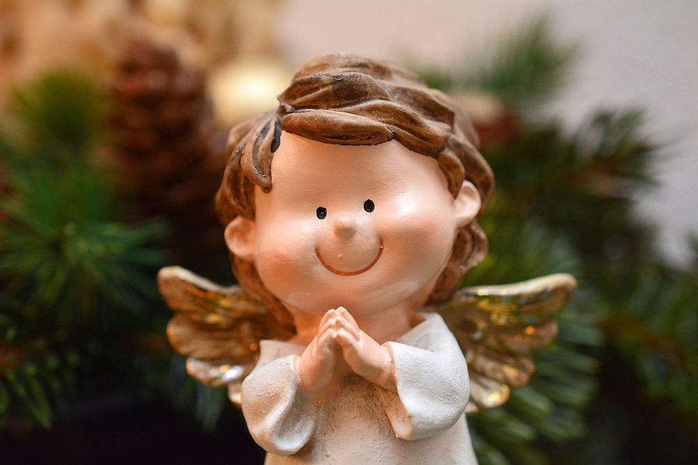 Free angel miniature image, public domain Christmas CC0 photo.