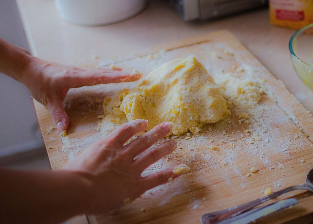 Free cookir dough image, public domain CC0 photo.