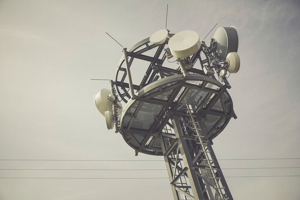 Free telecommunications tower image, public domain antenna CC0 photo.