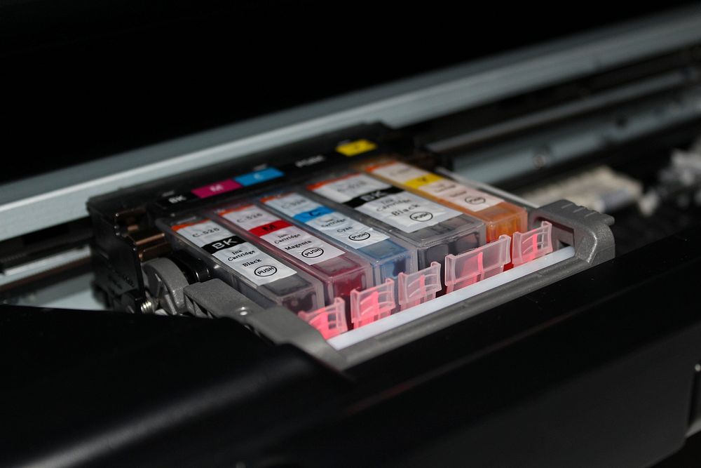 Free compatible printer ink cartridges closeup image, public domain CC0 photo.
