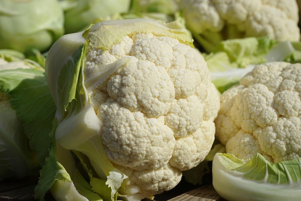Free cauliflower close up photo, public domain vegetables CC0 image.