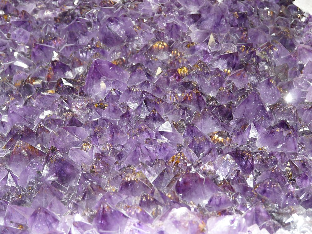 Free amethyst image, public domain crystal CC0 photo.