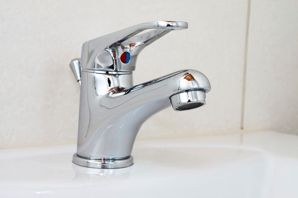 Free tap & water public domain CC0 photo.