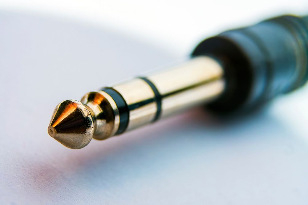 Free headphone jack image, public domain electronic device CC0 photo.