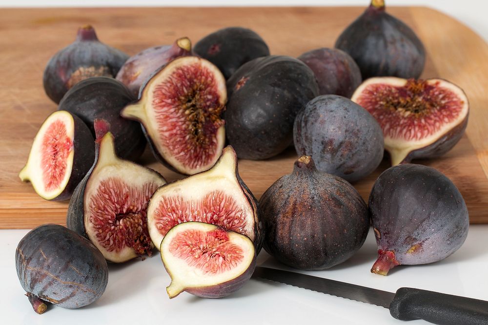 Free fig image, public domain fruit CC0 photo.