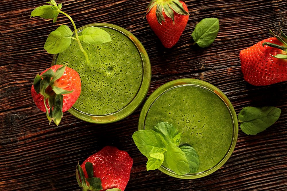 Free green apple smoothie image, public domain drink CC0 photo.