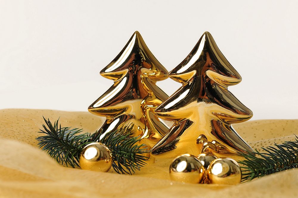 Free gold mini Christmas tree ceramic image, public domain holiday CC0 photo.