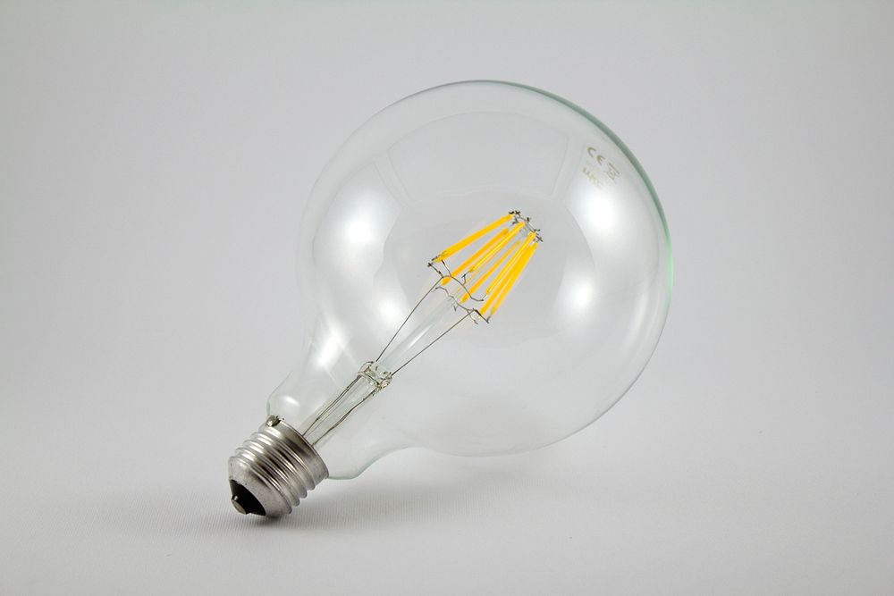 Free light bulb isolated image, public domain electricity CC0 photo.
