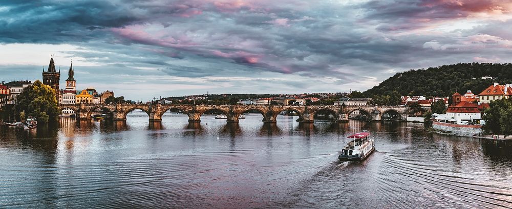 Free Charles Bridge in Prague, Czech Republic image, public domain CC0 photo.