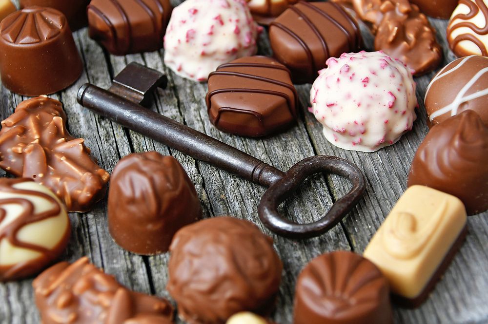 Free chocolate truffles image, public domain CC0 photo.