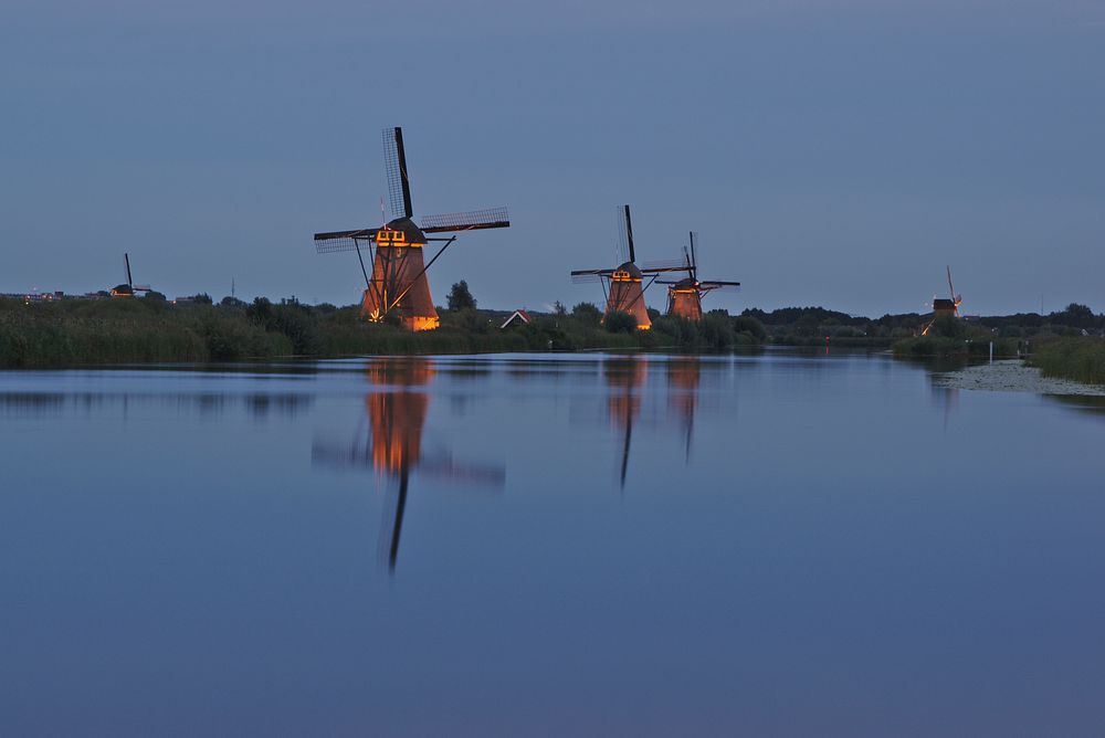 Free windmills in Holland image, public domain CC0 photo.