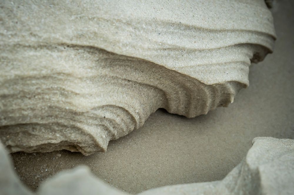 Minimal sand & rock, free public domain CC0 image.