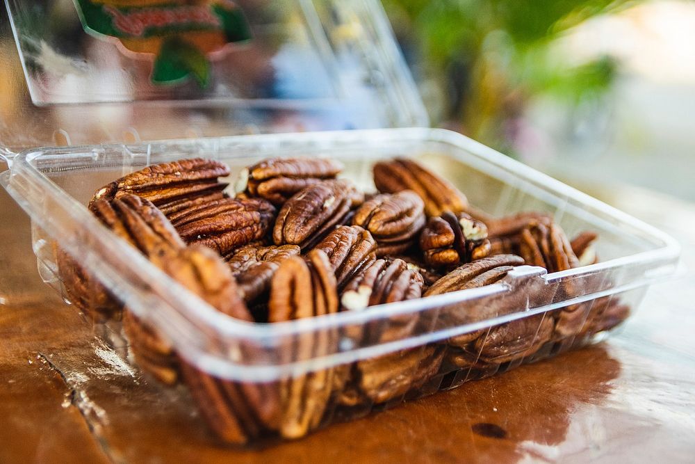 Free pecan nuts image, public domain food CC0 photo.