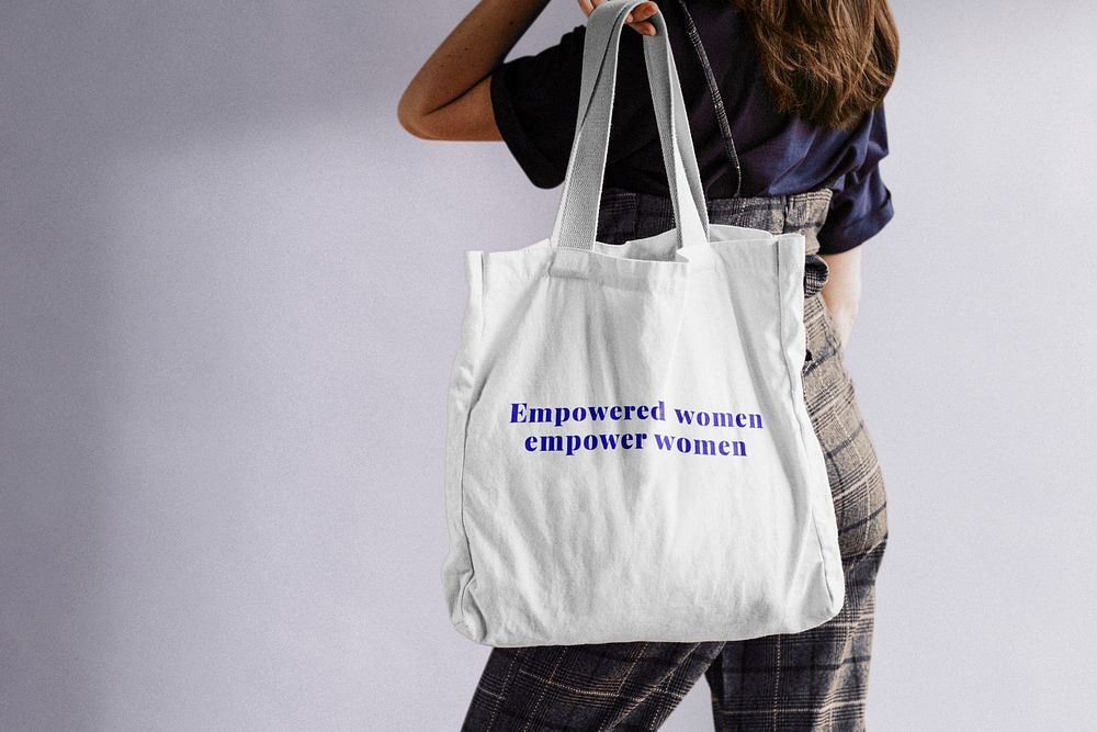 Fashionable tote bag mockup, International Women's Day celebration concept psd