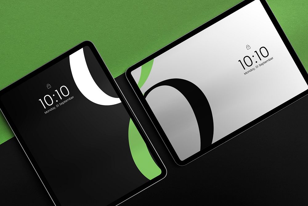 Tablet psd digital device mockup on green background