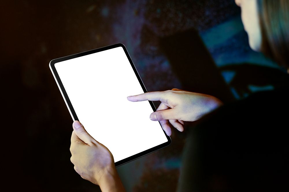 Woman showing psd tablet screen mockup innovative future technology