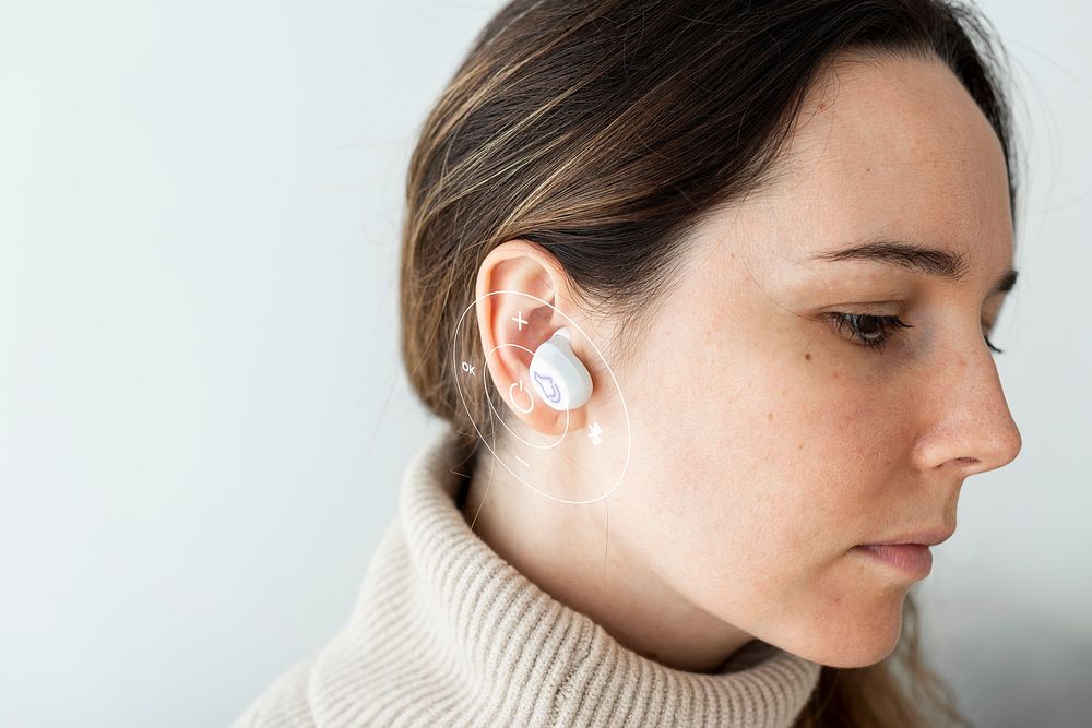 Woman wearing wireless earbuds mockup psd