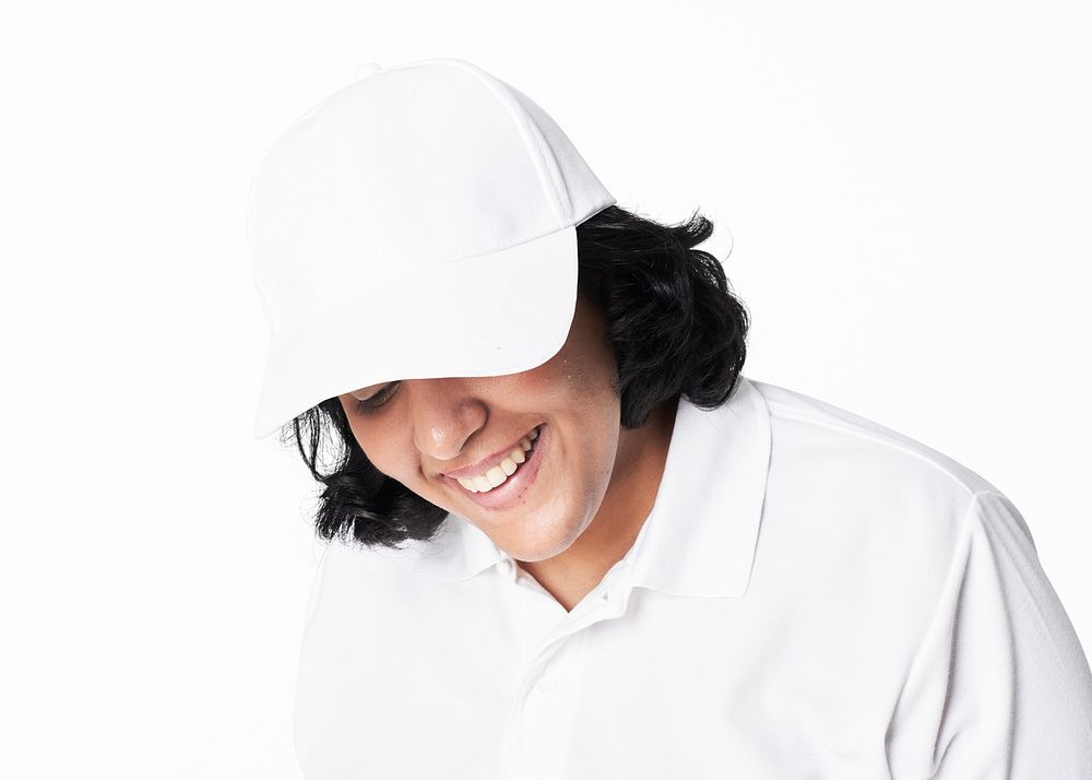Women's plus size psd fashion white cap apparel mockup