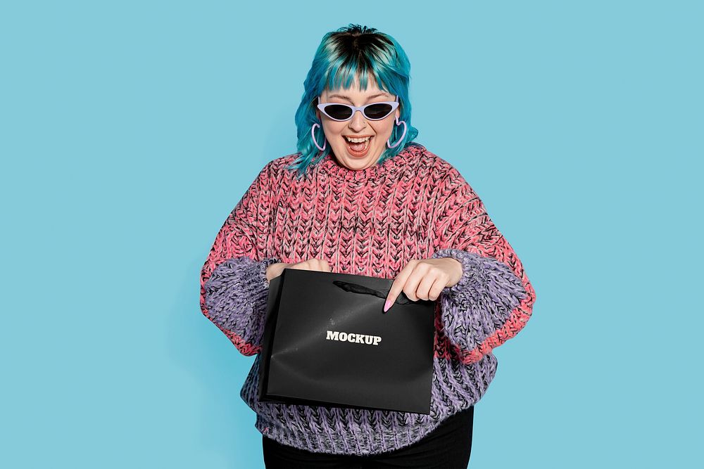 Shopping bag mockup, happy woman holding psd