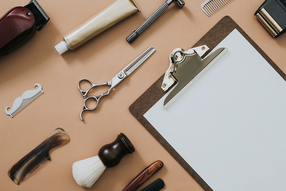 Vintage paper clipboard mockup psd salon tools in jobs and career concept