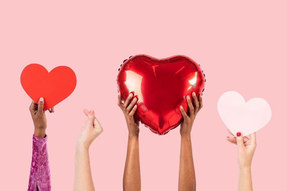 People holding hearts mockup psd for Valentines&rsquo; celebration