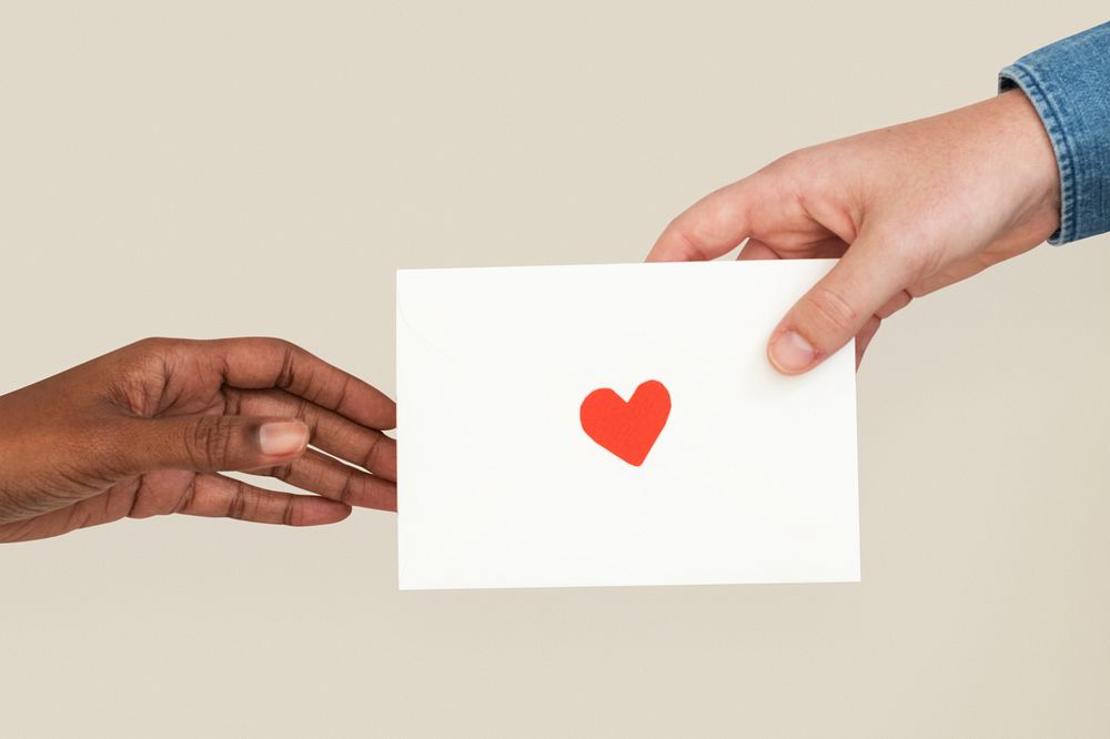 Valentines&rsquo; love letter with diverse hands