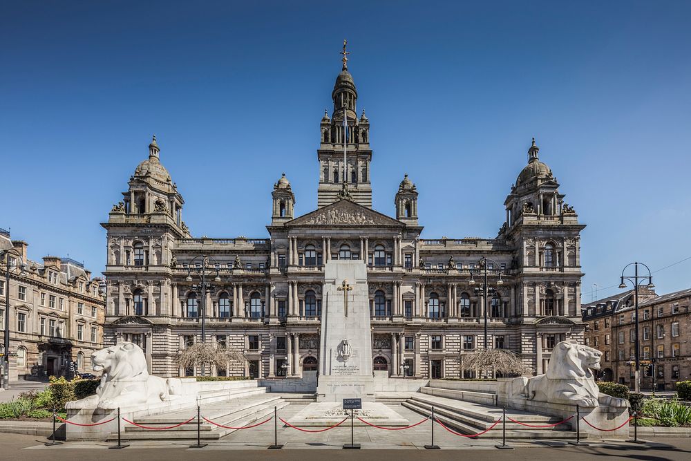 Here is a photograph taken from outside Glasgow City Chambers. Located in Glasgow, Scotland, UK. Original public domain…