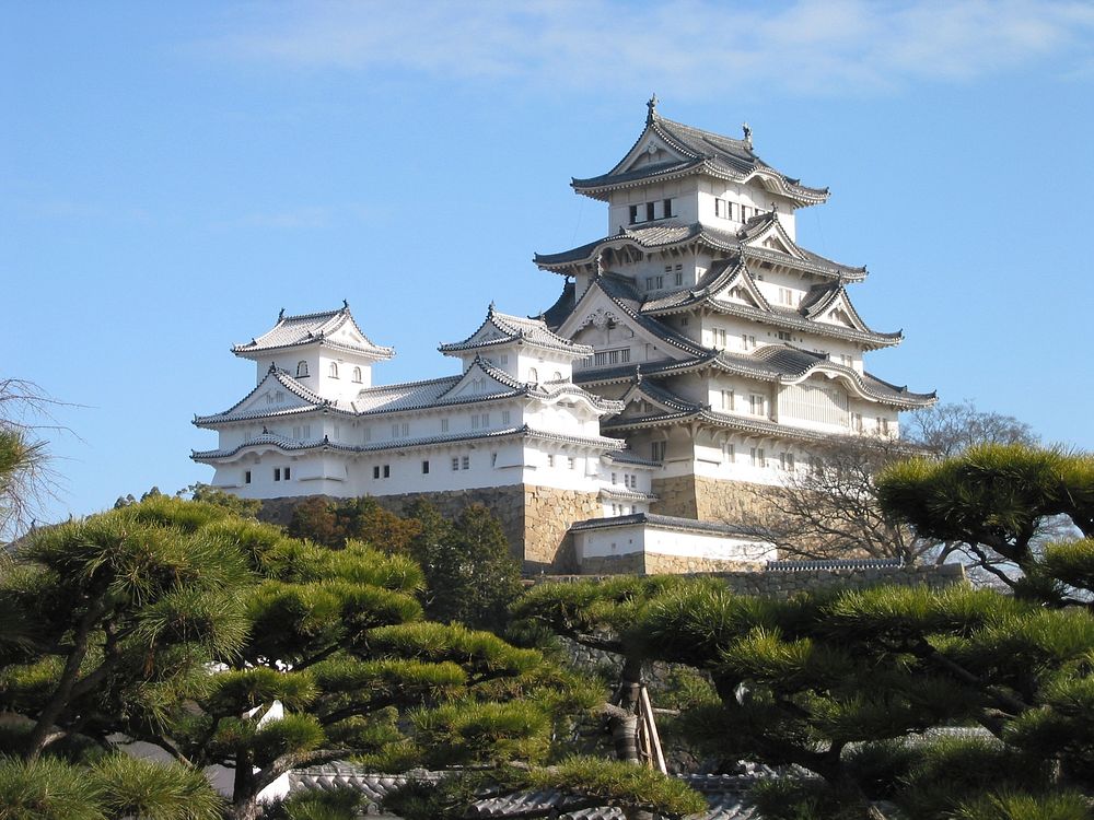 Himeji castle Nishinomaru. Original public domain image from Wikimedia Commons