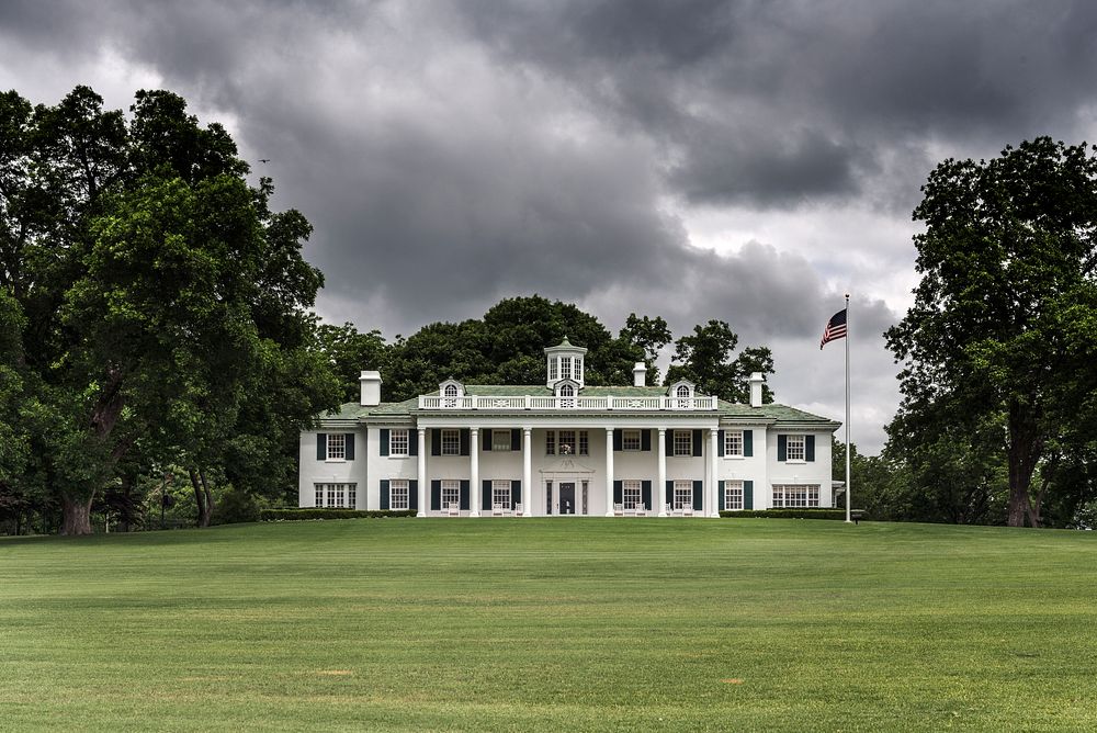 Mount Vernon, a near (but larger) replica in Dallas, Texas, of George Washington's Virginia estate home.