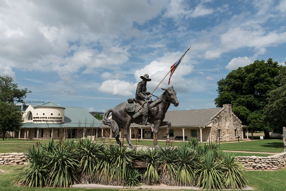 "Texas Ranger," San Antonio artist Don Hunt's sculpture of a 19th-Century ranger on horseback at the entrance to the Texas…
