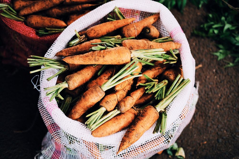 Carrots in a sack. Original public domain image from Wikimedia Commons