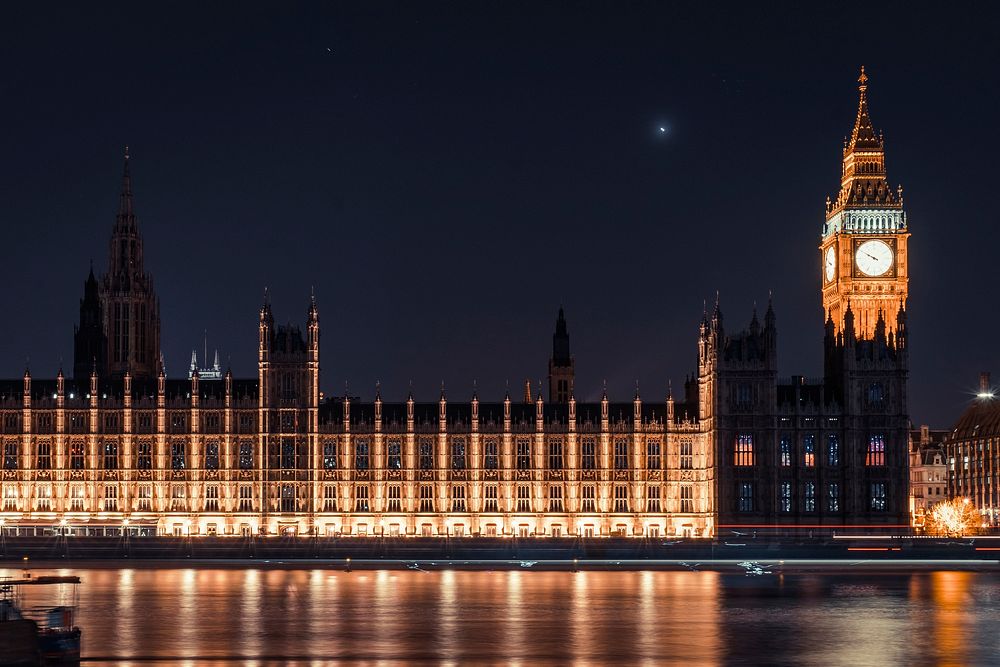 Big Ben. Original public domain image from Wikimedia Commons