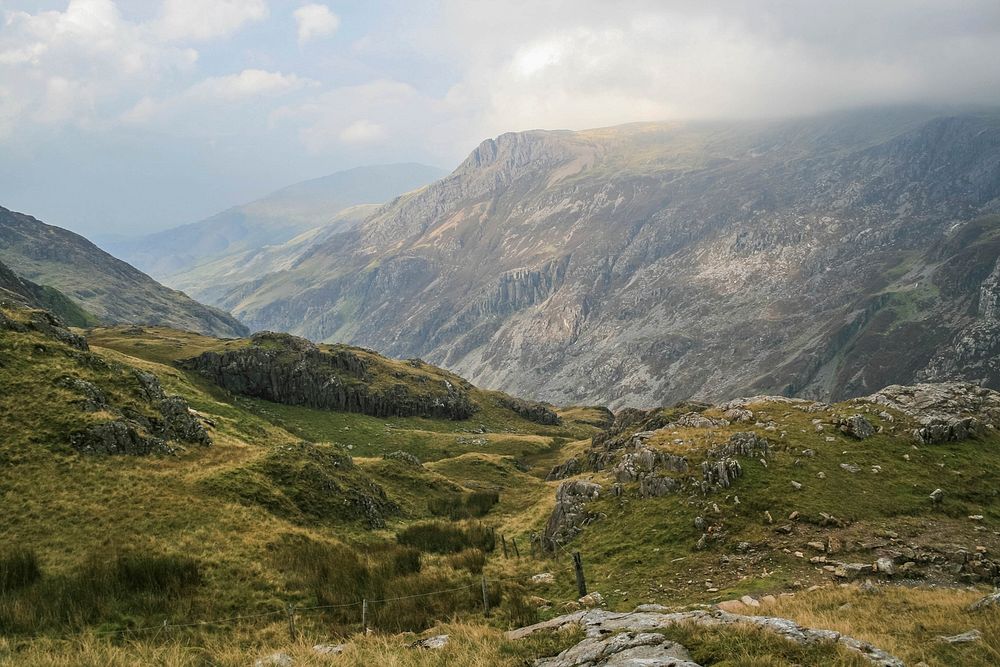 A craggy slope in Snowdonia National Park. Original public domain image from Wikimedia Commons
