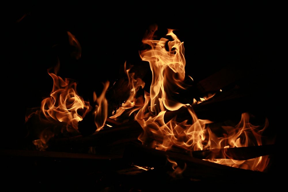 Closeup photo of fire. Original public domain image from Wikimedia Commons