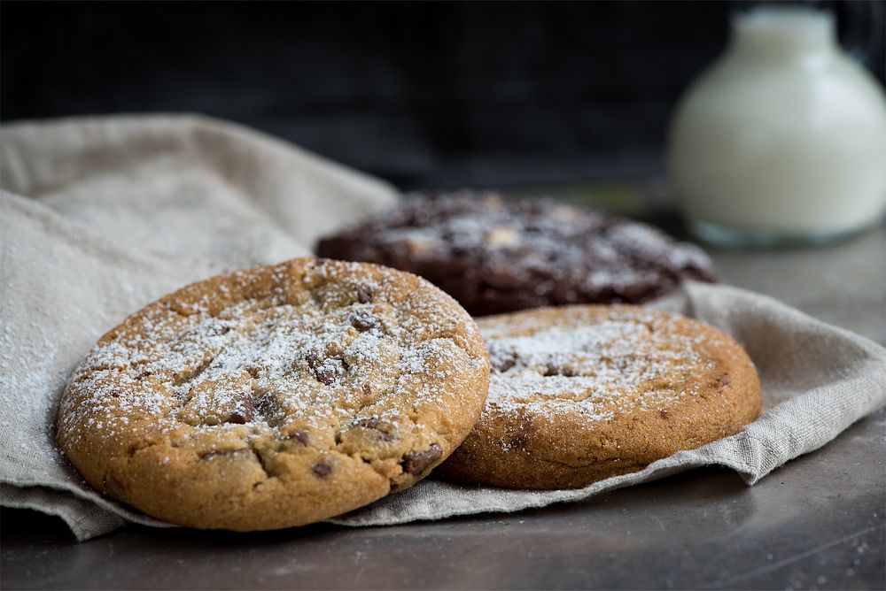 Homemade chocolate chip cookies. Free public domain CC0 photo.