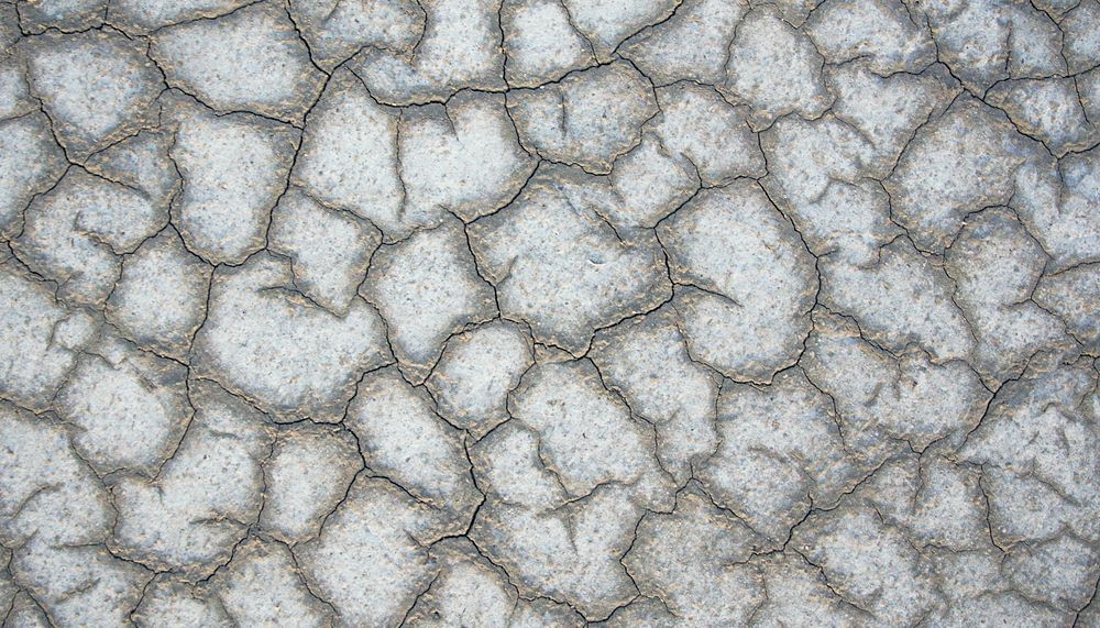 Cracked concrete ground HD wallpaper, high resolution background