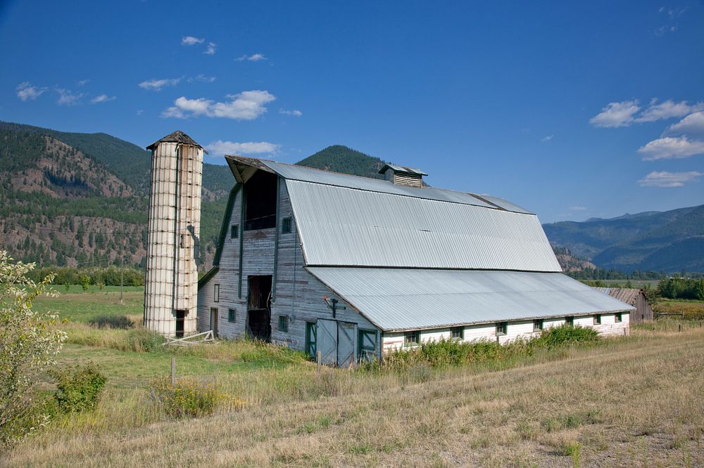 Barn in rural Montana